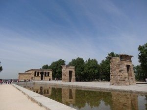 Temple de Debod- La famille nomadee digitale à madrid mai 2014