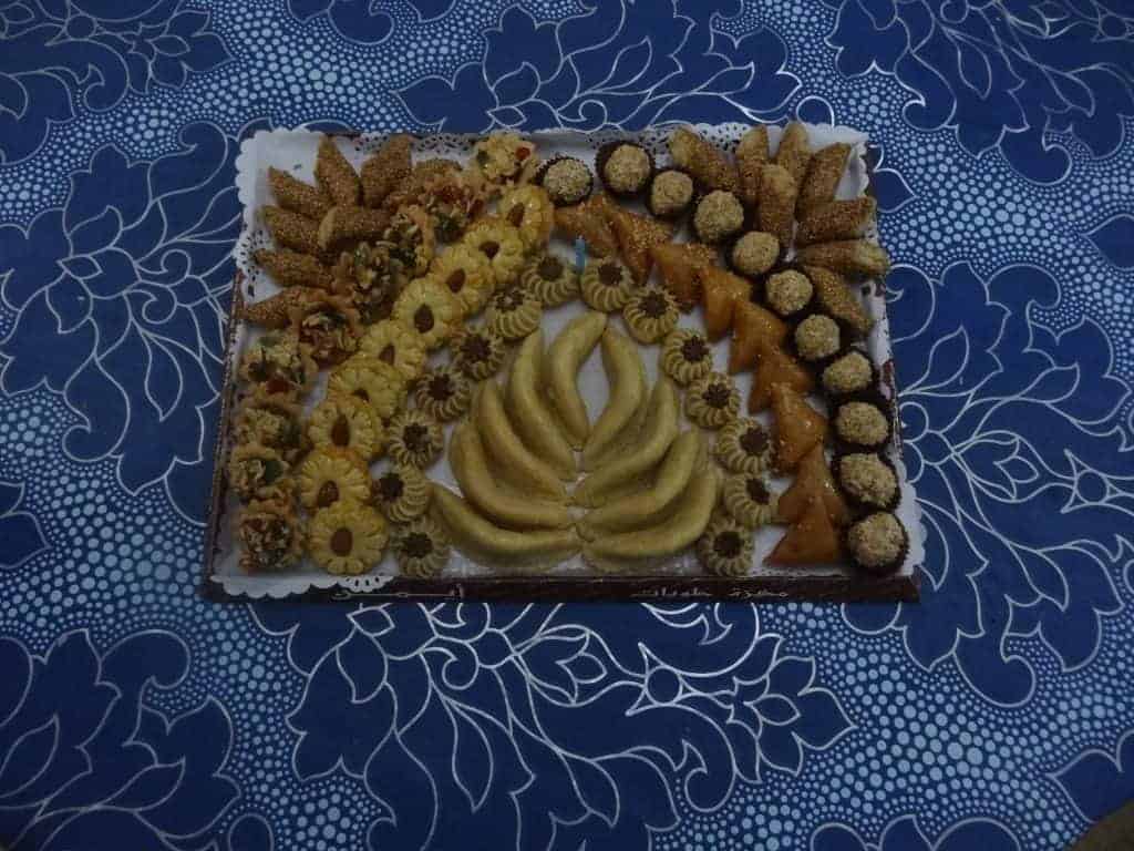 Plateau de patisseries marocaines
