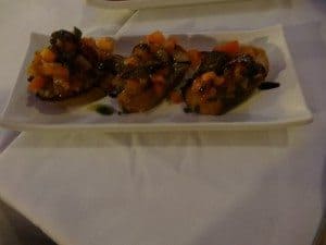 Mini bruschetta au restaurant "Ché"
