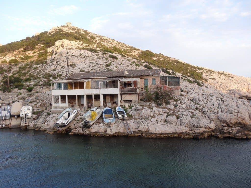 calanque de Marseille avec la famille nomade digitale