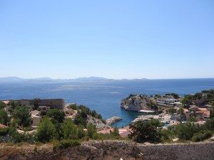 Panorama sur Niolon-famille nomade digitale