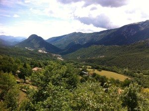 Panorama magnifique de brinconnet-famille nomade digitale