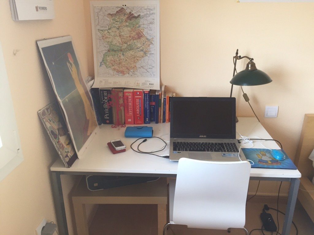 Famille nomade digitale - bureau à Merida-espagne