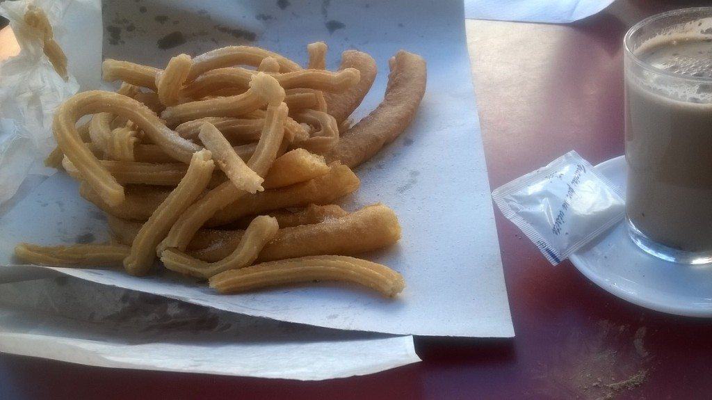 churros et chocolat au bar paquito