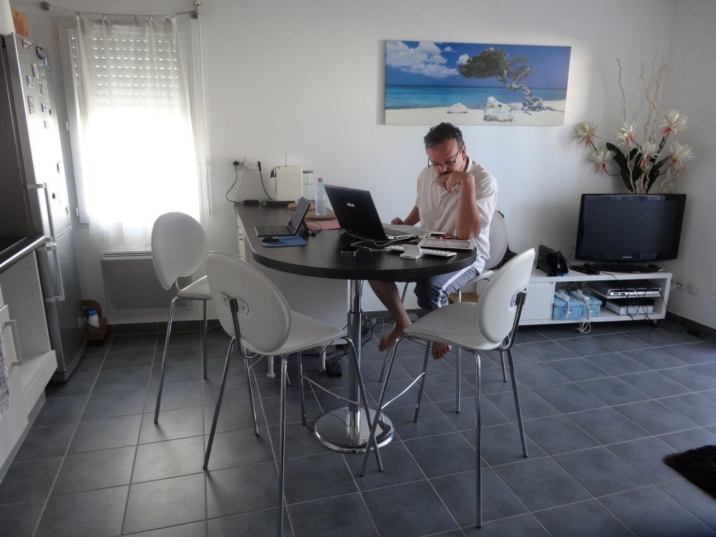 Se loger en Airbnb à Merignac-la famille nomade digitale