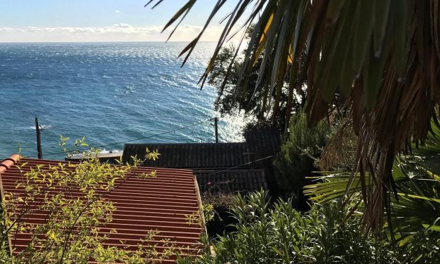 2 mois entre ciel et mer : Vivre dans une calanque hors saison