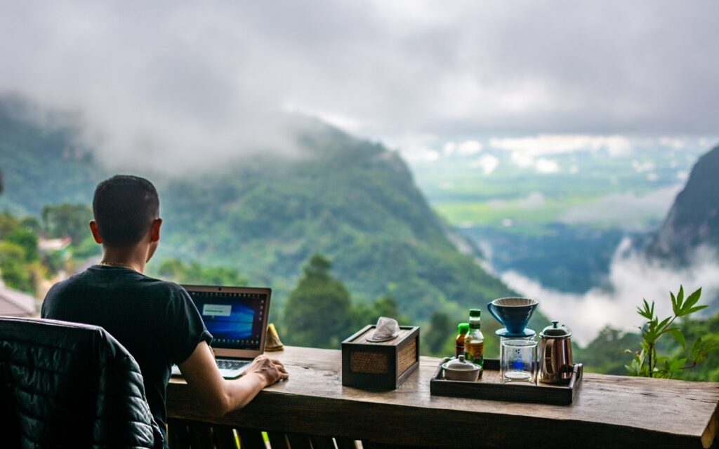 TOP 10 Des Jobs Pour Nomade Digital (en 2026)