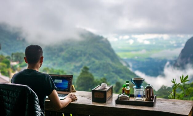 TOP 10 Des Jobs Pour Nomade Digital (en 2026)