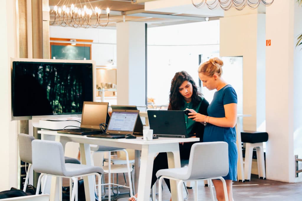 comment devenir freelance assistante virtuelle