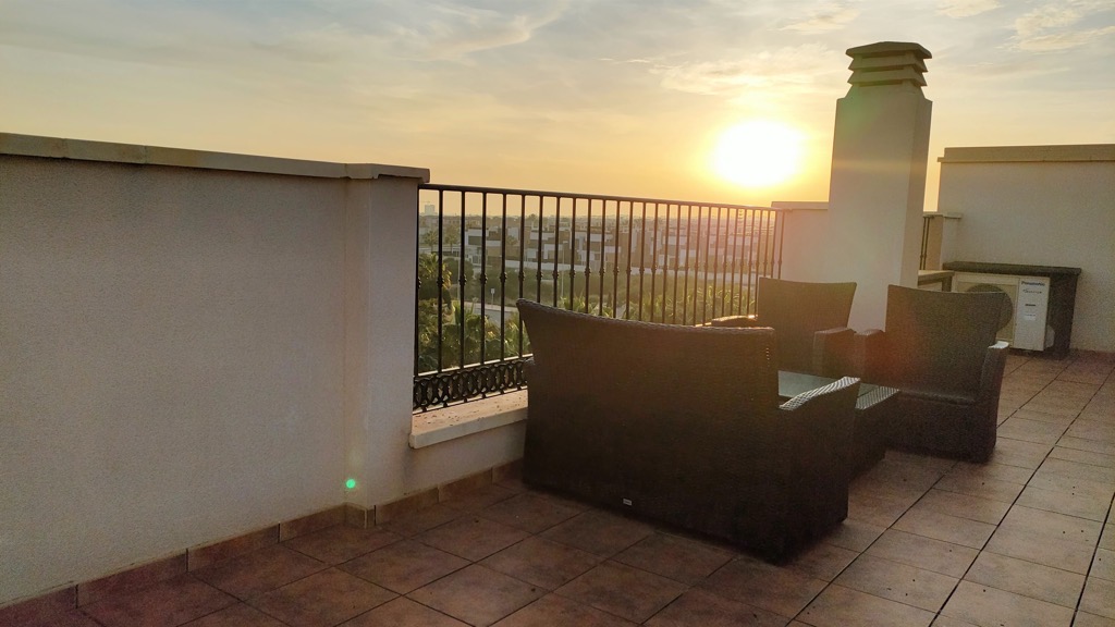 terrasse-sur-le-toit-pour-nomade-digital-en-espagne.