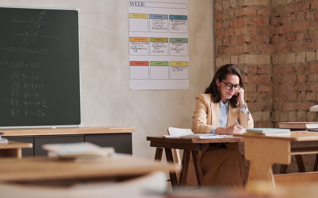 De professeure de français à rédactrice web freelance – Témoignage de Clarissa