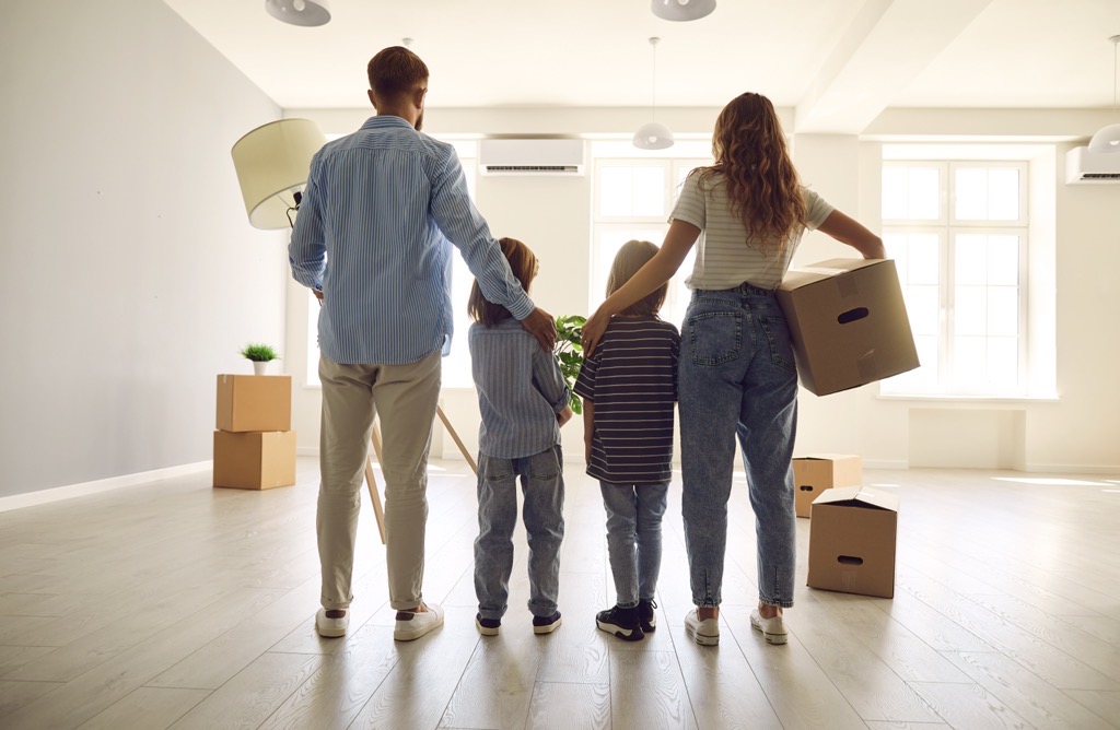 Preparatifs devenir digital nomad - que faire de ses affaires