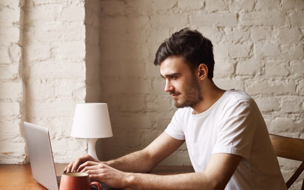 Les 7 Défis du Travail à Distance pour un Digital Nomad : Comment les Surmonter  ?
