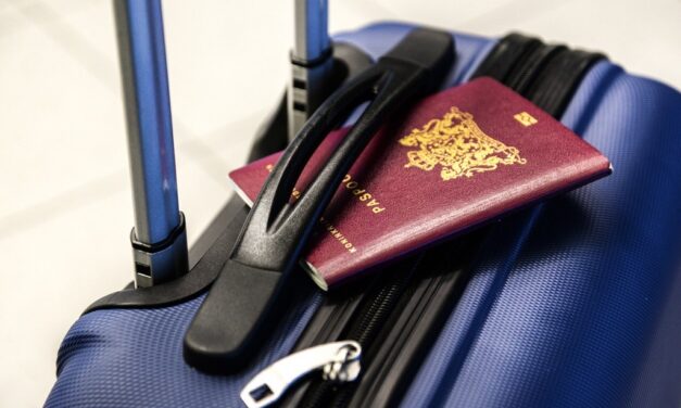 Comment réagir à la perte de son passeport ou de sa carte d&rsquo;identité avant un voyage ?