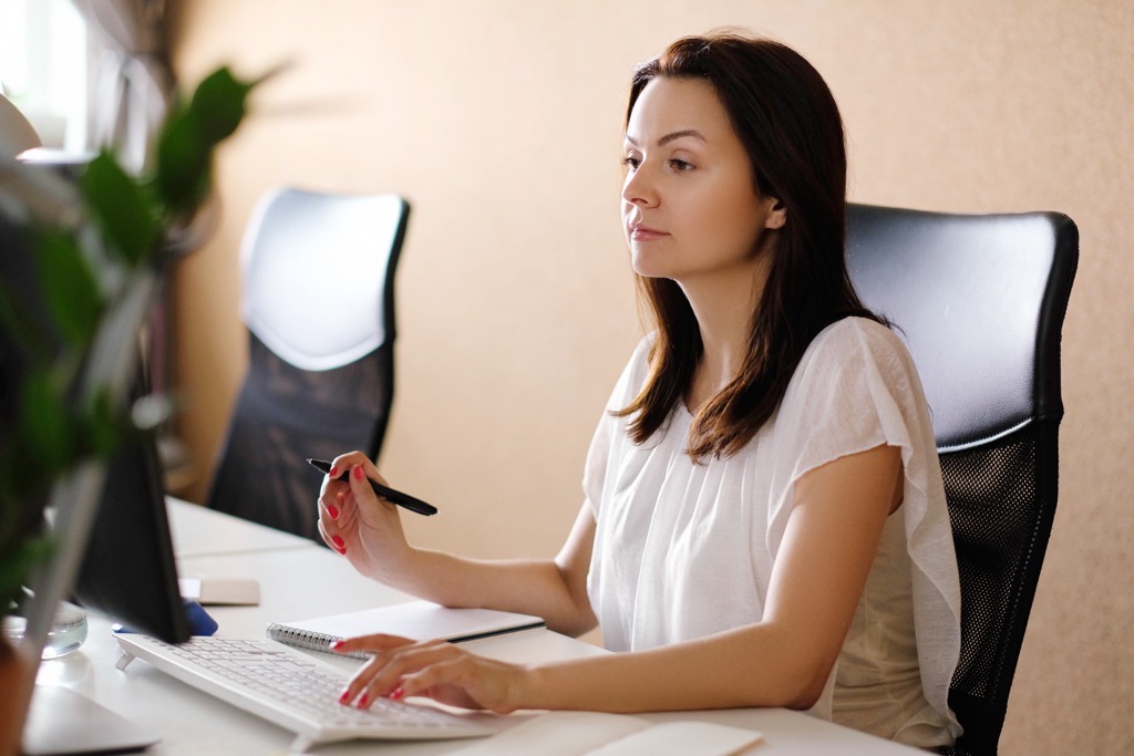 Fonctionnaire qui veut quitter son emploi pour devenir freelance