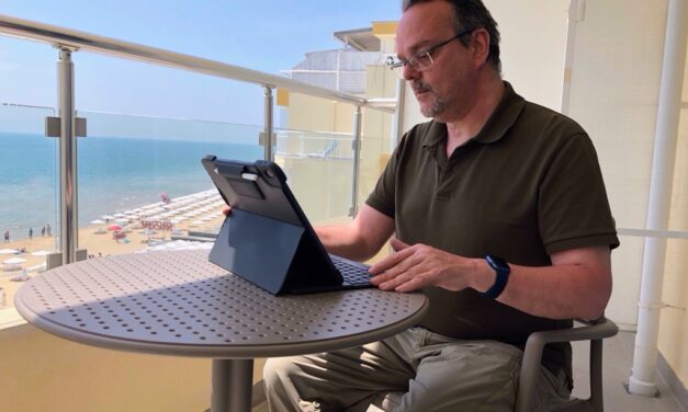 Devenir nomade digital après 50 ans : mythe ou vraie liberté ?